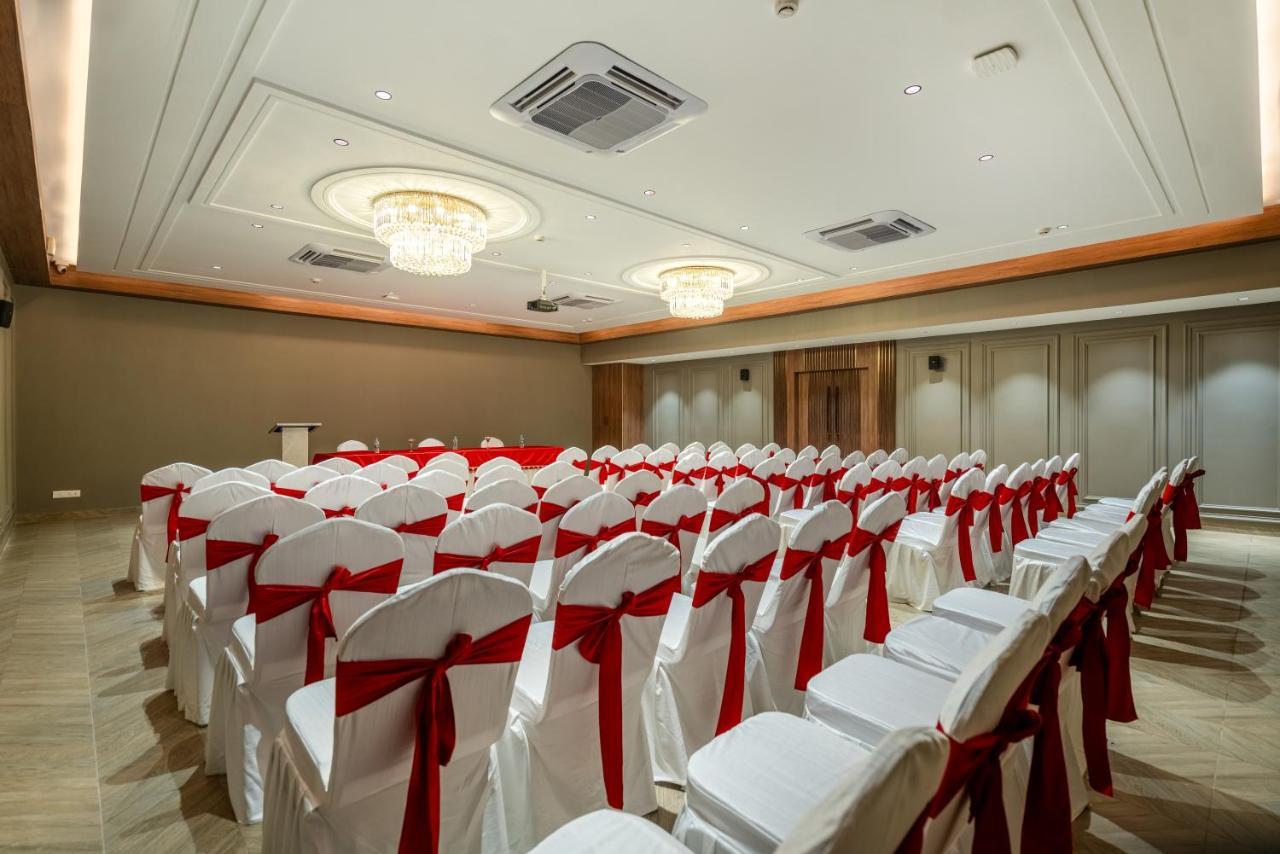 Viera Elite - Jubilee Hills Hotel Hyderabad Exterior photo